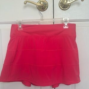 lipgloss lululemon size 6 skirt LONG*